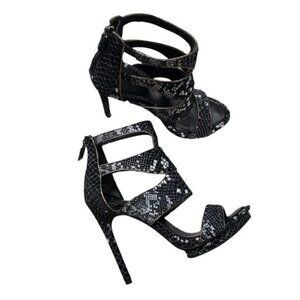 BCBGMaxAzria Freeda Cutout Studded Sandals Size 7.5 B